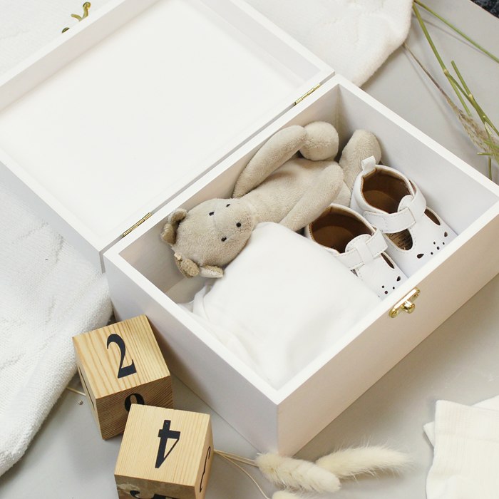 Personalised Safari Animals White Wooden Keepsake Box | SpecialMoment.co.uk
