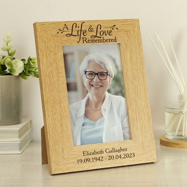 Personalised Life & Love Oak Finish 4x6 Photo Frame