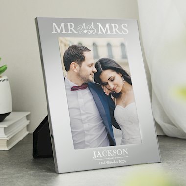 Personalised Silver Mr & Mrs 4x6 Photo Frame